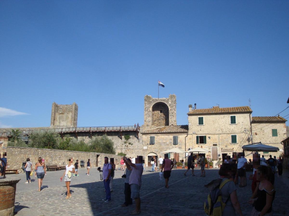 Sognare Nel Castello Ξενοδοχείο Monteriggioni Εξωτερικό φωτογραφία