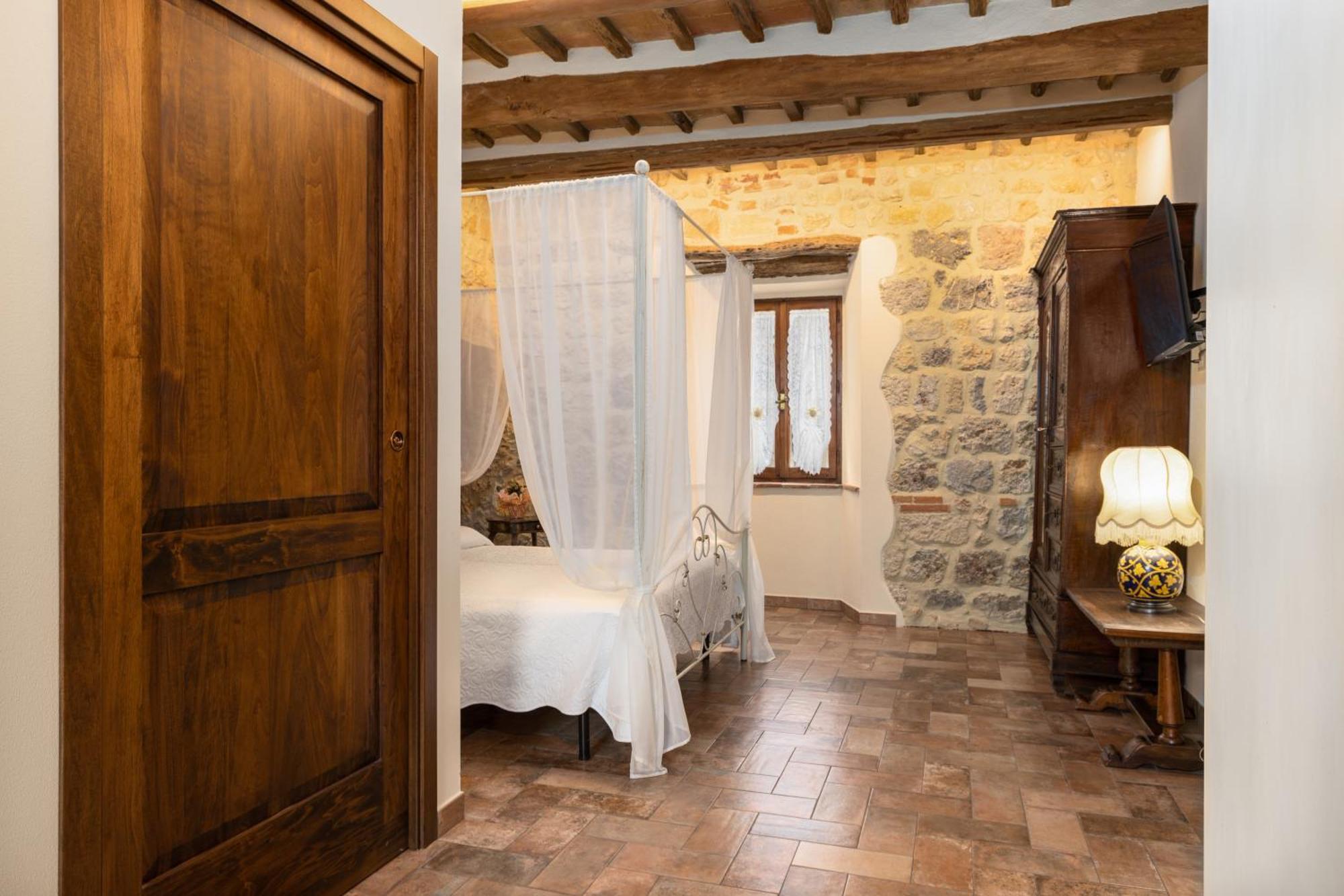 Sognare Nel Castello Ξενοδοχείο Monteriggioni Εξωτερικό φωτογραφία
