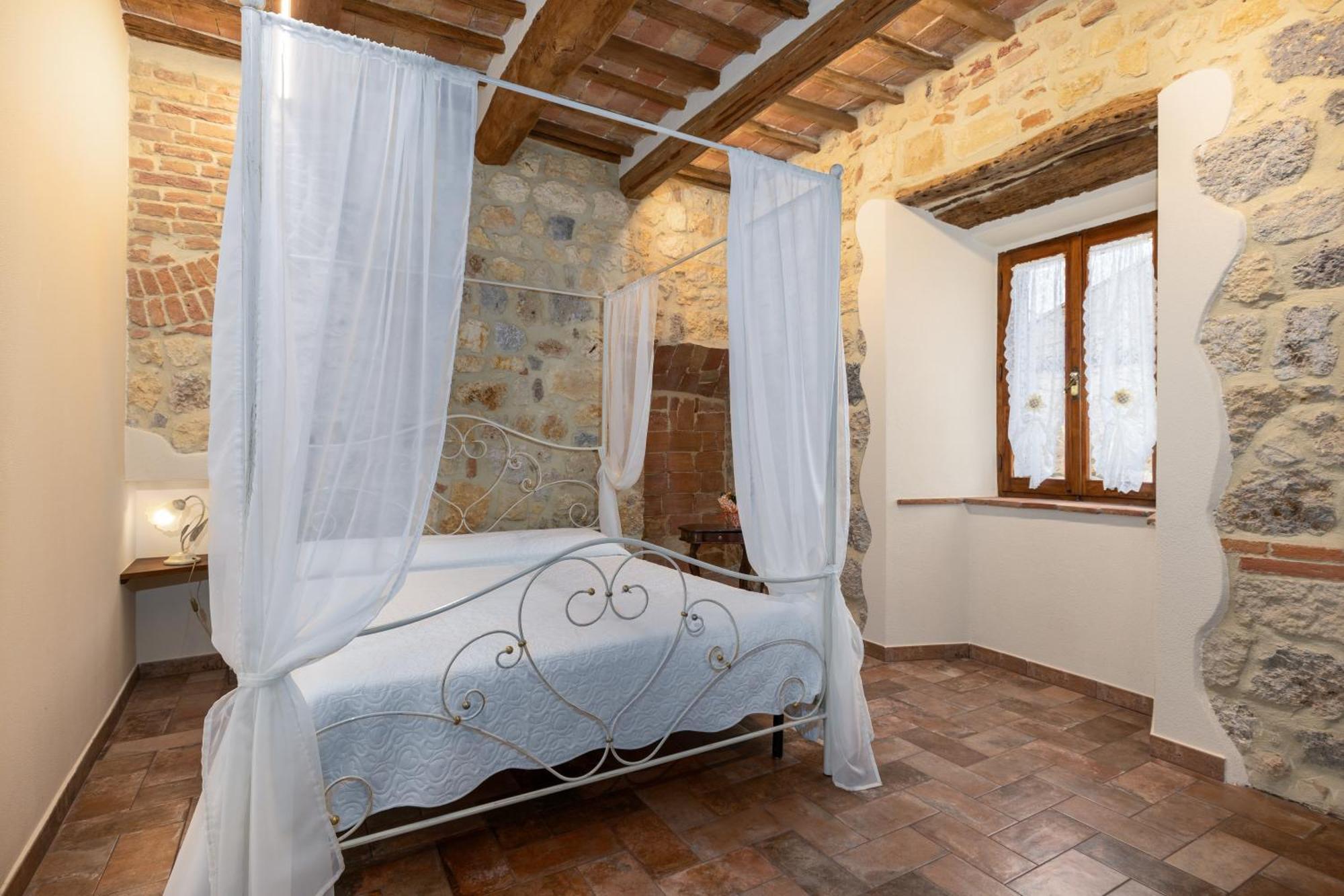 Sognare Nel Castello Ξενοδοχείο Monteriggioni Εξωτερικό φωτογραφία